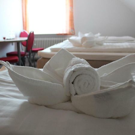Gastehaus Hubertushof - 24H Check-In Ξενοδοχείο Hausen  Εξωτερικό φωτογραφία